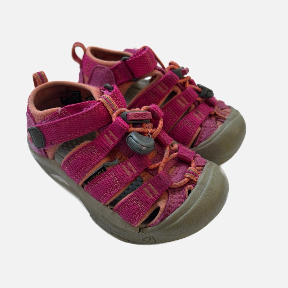 Toddler Size 8 Keen Magenta Sandals